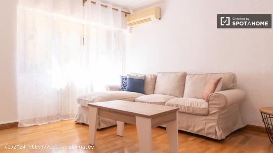 Apartamento de 3 dormitorios en alquiler en Carabanchel - MADRID