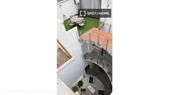 Apartamento completo de 2 dormitorios en Córdoba - CORDOBA