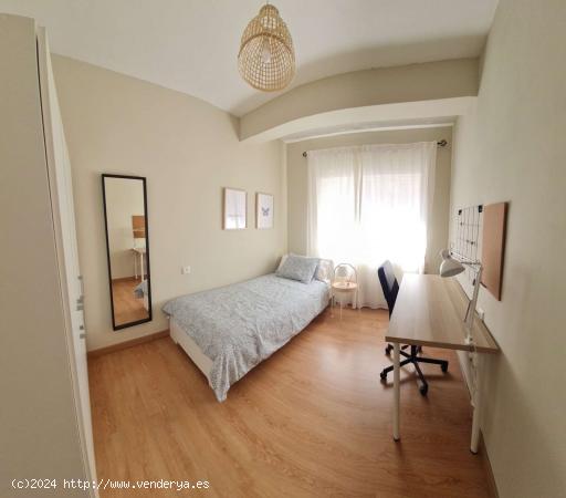  Habitación en piso compartido en Cartagena - MURCIA 