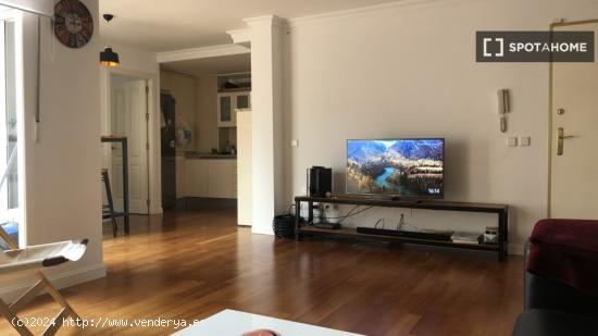 Apartamento de 2 dormitorios en alquiler en Aravaca, Madrid. - MADRID