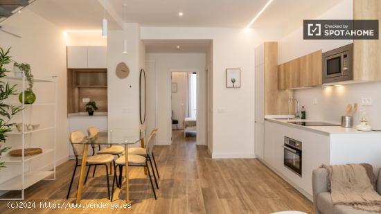 Apartamento de 3 dormitorios en alquiler en Tetuán - MADRID