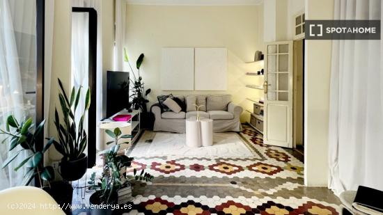 Apartamento de 2 dormitorios en alquiler en Extramurs, Valencia - VALENCIA