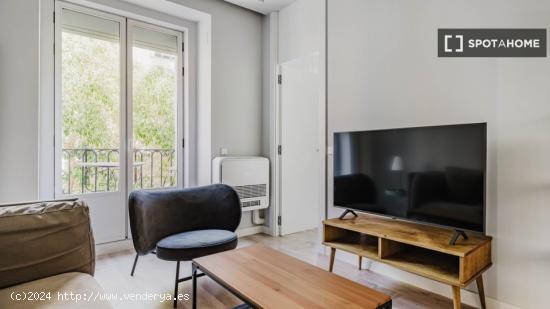 Apartamento de 2 dormitorios en alquiler en Chueca - MADRID