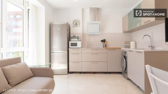 Apartamento de 2 dormitorios en alquiler en Salamanca - MADRID