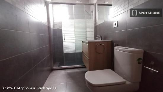 Apartamento entero de 4 dormitorios en Las Palmas de Gran Canaria - LAS PALMAS