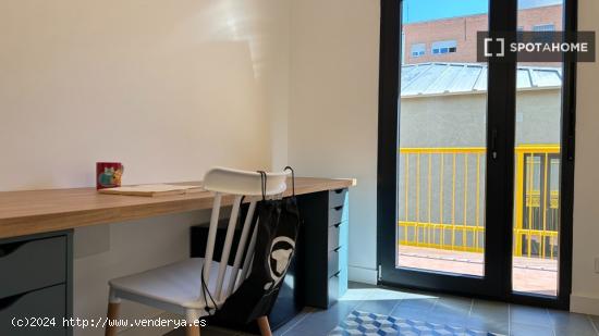 Habitación en alquiler en coliving en Simancas, Madrid - MADRID