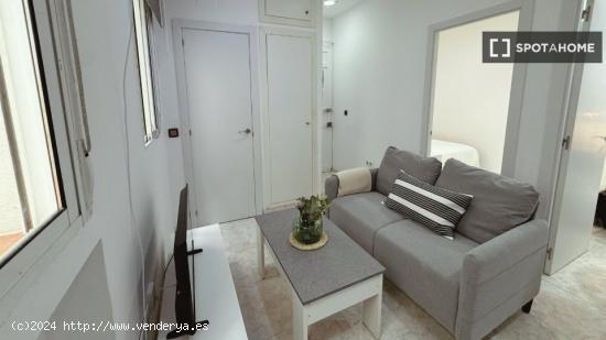 Apartamento de 1 dormitorio en alquiler en Delicias - MADRID