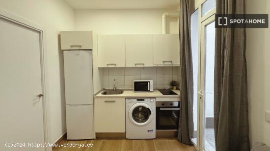 Apartamento de 1 dormitorio en alquiler en Delicias - MADRID