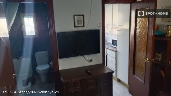 Apartamento entero de 3 dormitorios en Sevilla - SEVILLA