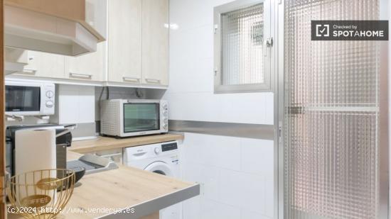 Apartamento de 2 dormitorios en alquiler en Madrid - MADRID