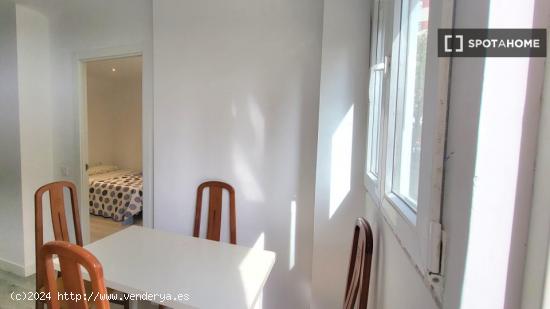 Apartamento de 3 dormitorios en alquiler en Barcelona - BARCELONA