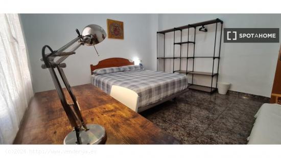 Habitación en piso compartido en Espinardo - MURCIA