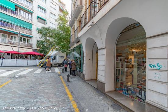 LOCAL COMERCIAL EN VENTA EN GRANADA - GRANADA