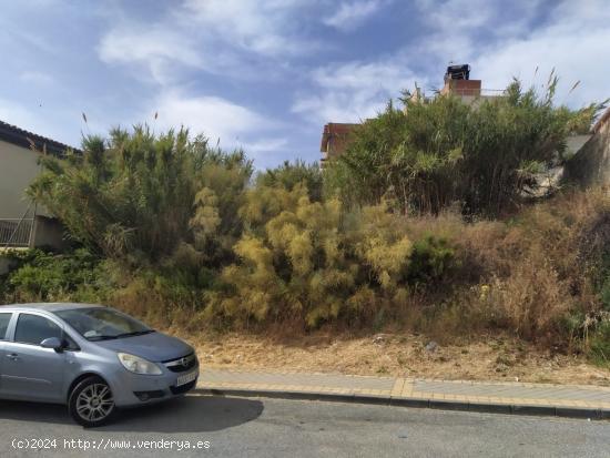  Venta de solar en Nuevo Jun - GRANADA 