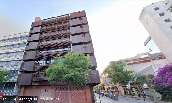 EXCELENTE EDIFICIO CON LOCALES EN EL CENTRO DE MARBELLA!!! - MALAGA