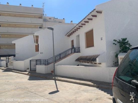 Bungalow en Santa Pola, 3 habitaciones, 2 baños - ALICANTE