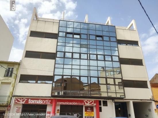  VIVIENDA DE 120 M2 CON GARAJE Y TRASTERO EN SAN ROQUE - ALBACETE 