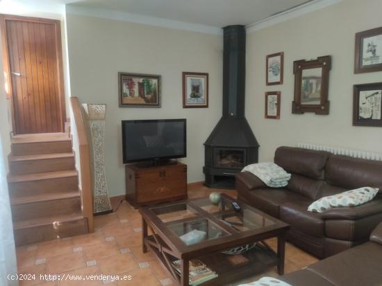 EXCELENTE CHALET REFORMADO UBICADO EN ZONA URBANA EN EL PARAJE DE LAS FUENTECICAS - ALBACETE