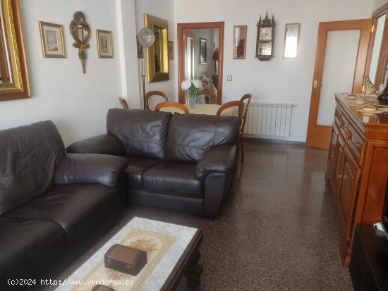 OPORTUNIDAD - VIVIENDA EN ZONA TRANQUILA Y CENTRICA CON PLAZA DE GARAJE - ALBACETE