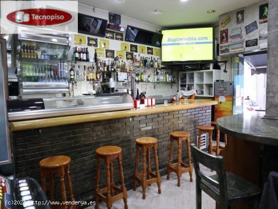 BAR EN TRASPASO JUNTO METRO SANTA ROSA - BARCELONA