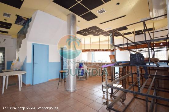 AMPLIO LOCAL COMERCIAL DESTINADO A HOSTELERIA CON TERRAZA - MURCIA