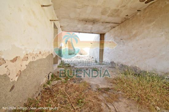 Casa a reformar en venta en La Pinilla - MURCIA