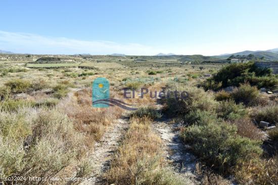 TERRENO RÚSTICO  CON CASA (RUINA) EN VENTA ZONA GAÑUELAS - MURCIA