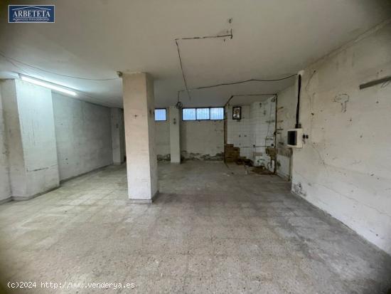 INMOBILIARIA ARBETETA ALQUILA LOCAL EN CALLE TOLEDO - GUADALAJARA