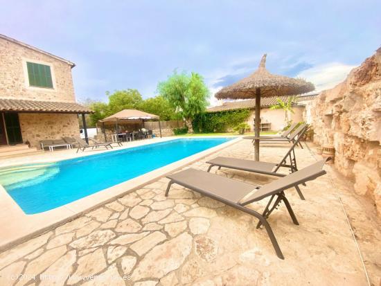 Finca rústica en Sa Pobla con jardín, piscina privada y apartamento independiente. - BALEARES