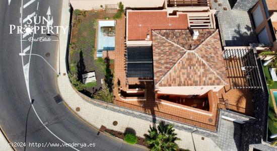  VILLA EN PLAYA PARAISO - ADEJE - SANTA CRUZ DE TENERIFE 