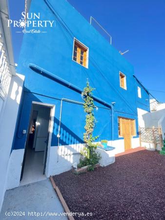 CASA INDEPENDIENTE VALLE DE ARRIBA - SANTIAGO DEL TEIDE - SANTA CRUZ DE TENERIFE