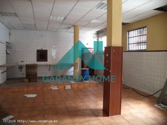 Se alquila o vende local en zona Colón - CACERES