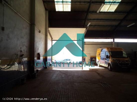 Se vende o alquila Nave Industrial en Carretera de Mérida - CACERES