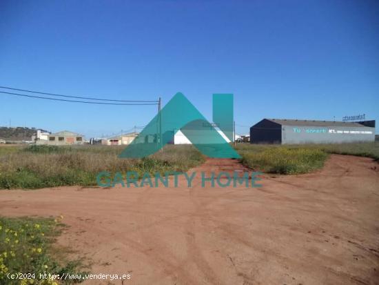 Se vende Terreno Urbanizable en zona La Cañada - CACERES