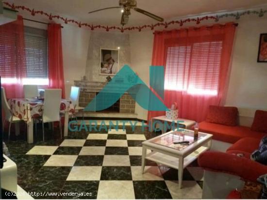 Se vende Chalet en Polígono Ganadero - CACERES