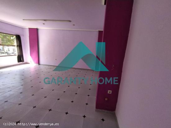 SE VENDE LOCAL COMERCIAL EN ZONA MOCTEZUMA - CACERES