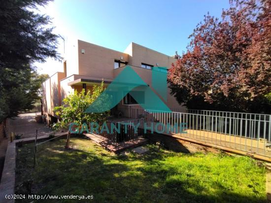  Se VENDE Chalet de Lujo en zona CERES GOLF - CACERES 