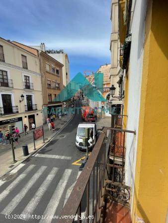 SE VENDE EDIFICIO EN LA PARTE ANTIGUA - CACERES