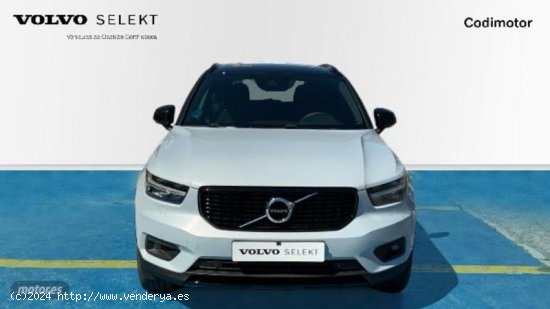 Volvo XC40 XC40 Recharge R-Design, Recharge T5 plug-in hybrid de 2022 con 27.180 Km por 44.990 EUR. 