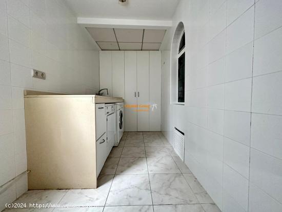 SE VENDE MAGNIFICA VIVIENDA 240 M2, PLENO CENTRO ELCHE !!!!!!!! - ALICANTE