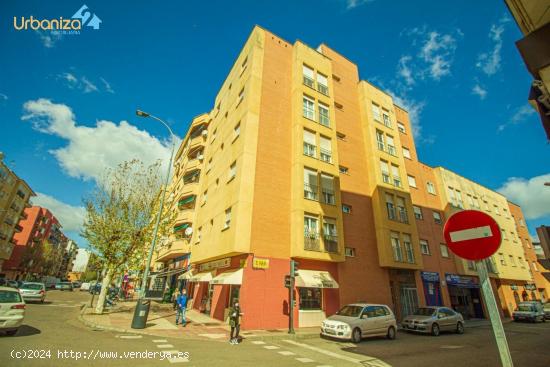 SE VENDE PLAZA DE GARAJE JUNTO AVENIDA RICARDO CARAPETO - BADAJOZ