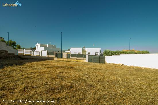 PARCELA CON PROYECTO PARA CONSTRUIR LAS VAGUADAS BADAJOZ - BADAJOZ