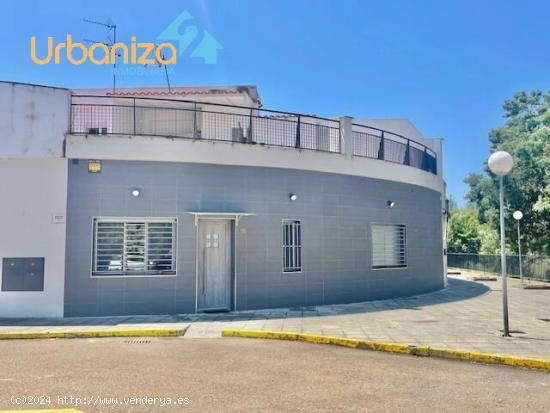  PRECIOSO Y EXCLUSIVO APARTAMENTO EN URBANIZACIÓN GOLF GUADIANA - BADAJOZ 