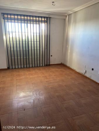 PISO EN VENTA EN ANTONIO DOMÍNGUEZ - BADAJOZ