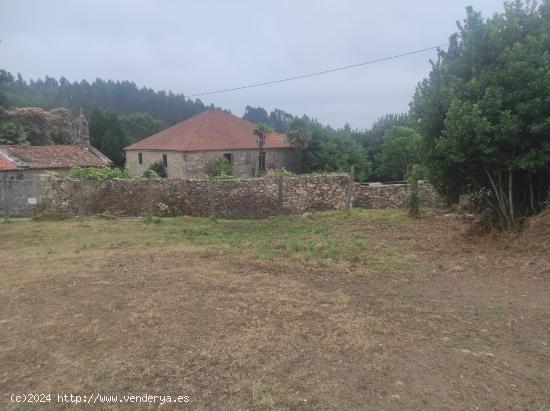  FINCA EDIFICABLE EN VEDRA - A CORUÑA 