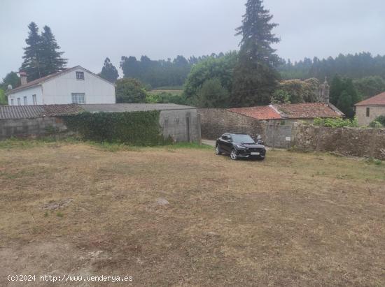 FINCA EDIFICABLE EN VEDRA - A CORUÑA