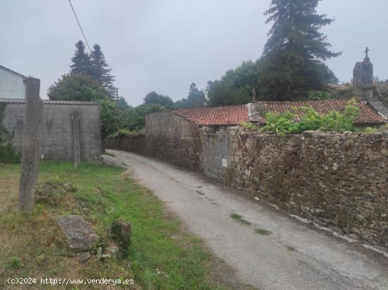 FINCA EDIFICABLE EN VEDRA - A CORUÑA