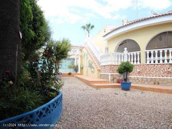 VILLA IN DOÑA PEPA - CIUDAD QUESADA - ROJALES - ALICANTE