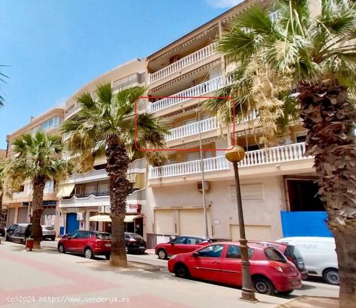  Apartamento en zona Playa centro de Guardamar con orientación este y plaza de parking - ALICANTE 