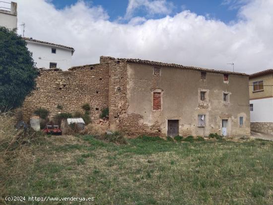 Casa con Terreno - NAVARRA